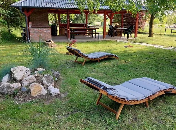 House Kupa Mb